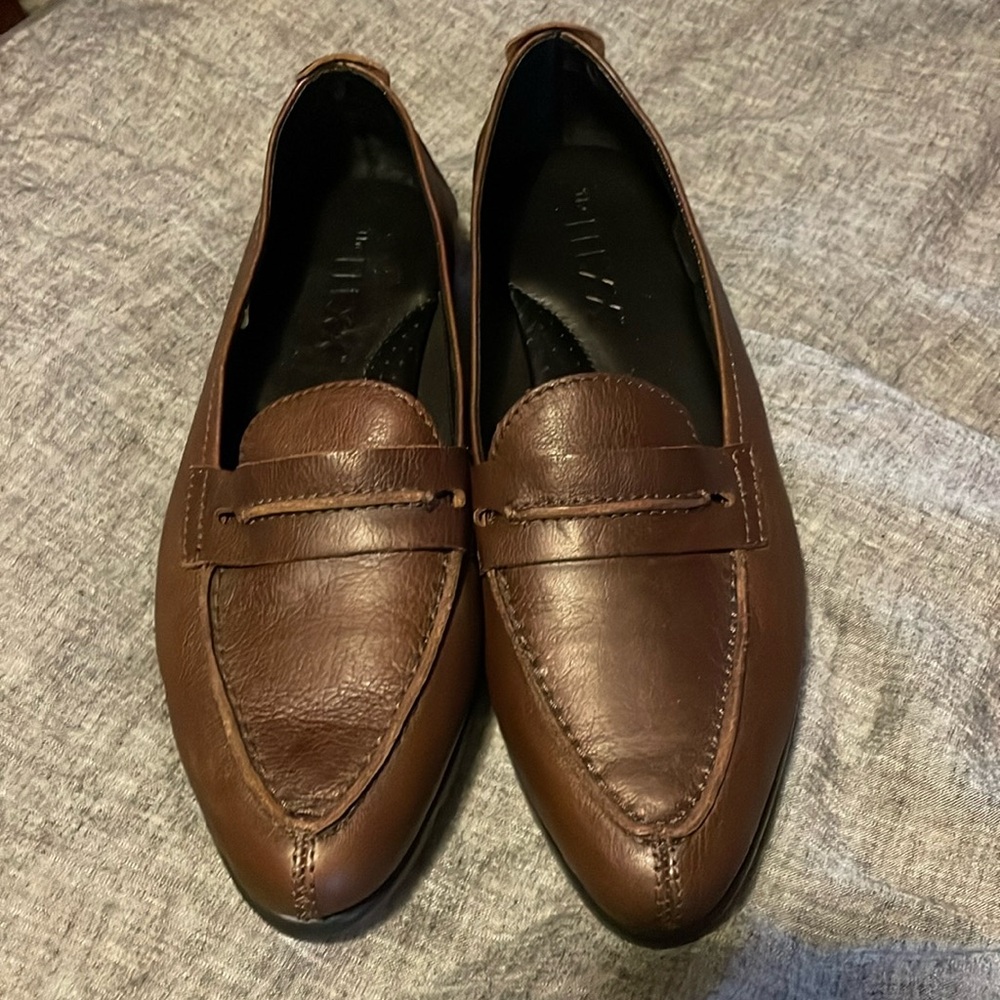NWOB The Flexx Super Comfortable Dark Brown Loafers!!
